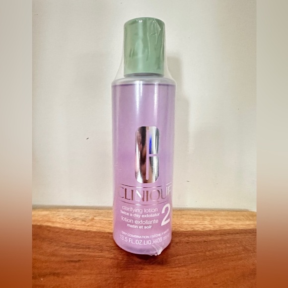 SEALED Clinique Clarifying Lotion 2 Dry Combination, 13.5oz, 400ml - Picture 2 of 3